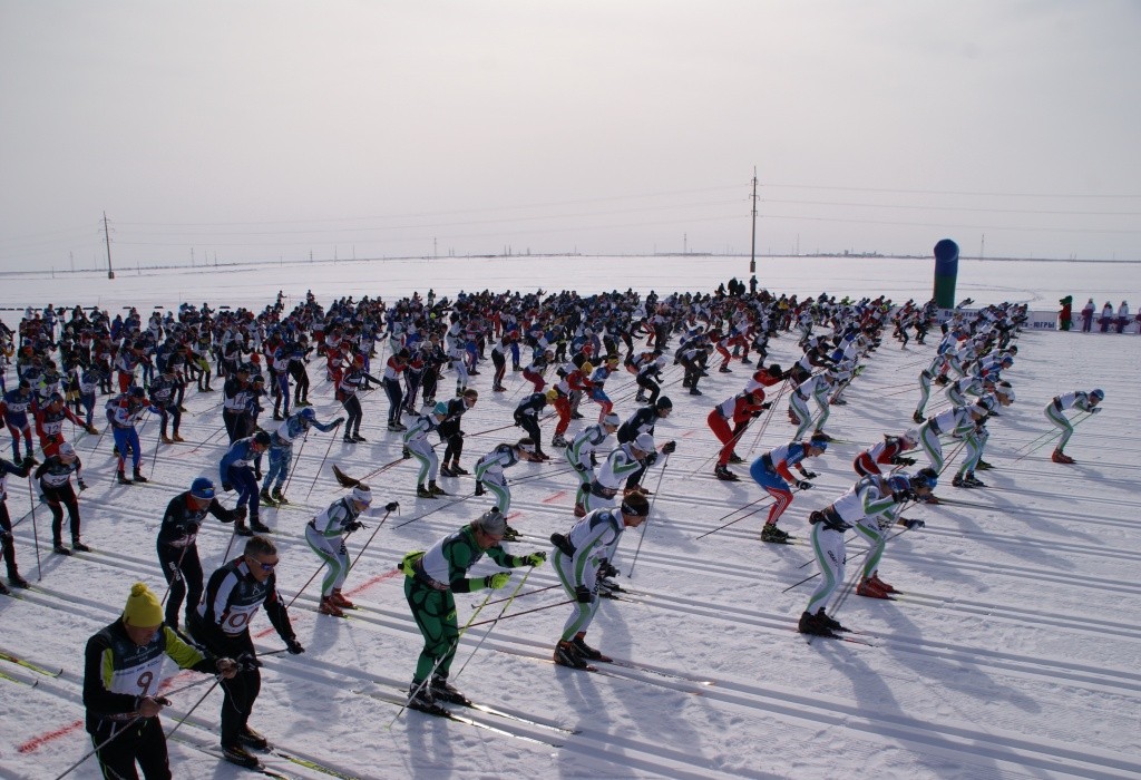 12 апреля запомнится для жителей Ханты-Мансийск лыжным марафоном